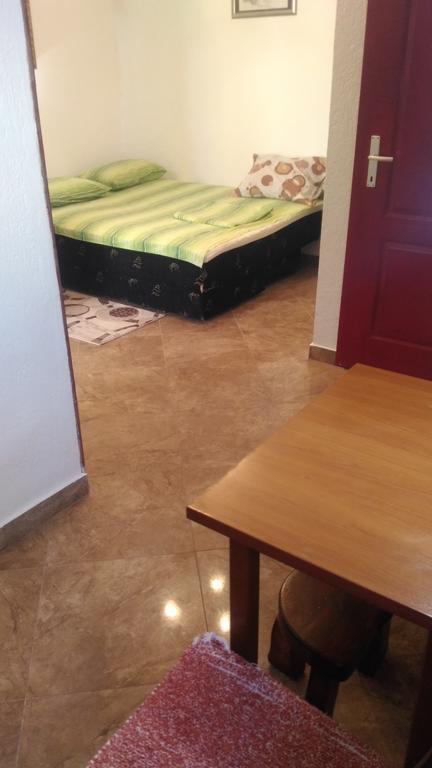Apartment Luka Ποντγορίτσα Εξωτερικό φωτογραφία
